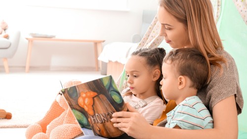 Nanny vs. Daycare: An Honest Comparison for Chicago Families
